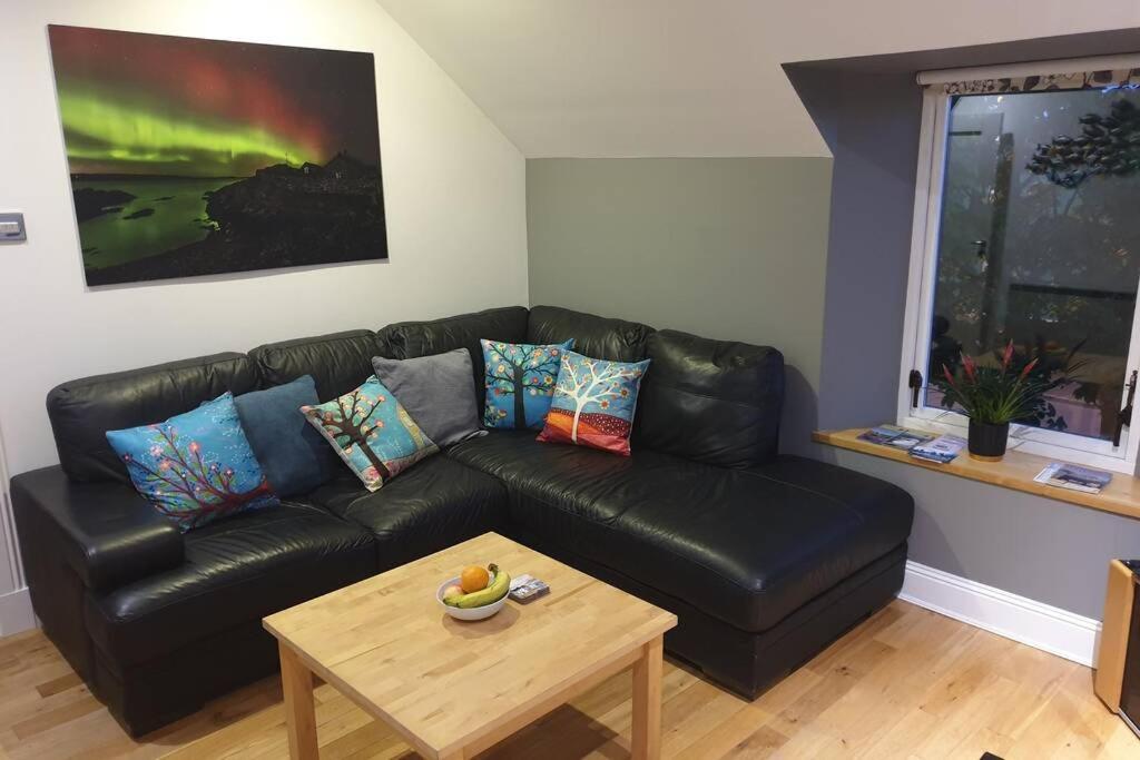 Unkenhaus. Cosy, Modern Apartment, Private Parking Lerwick Exterior foto